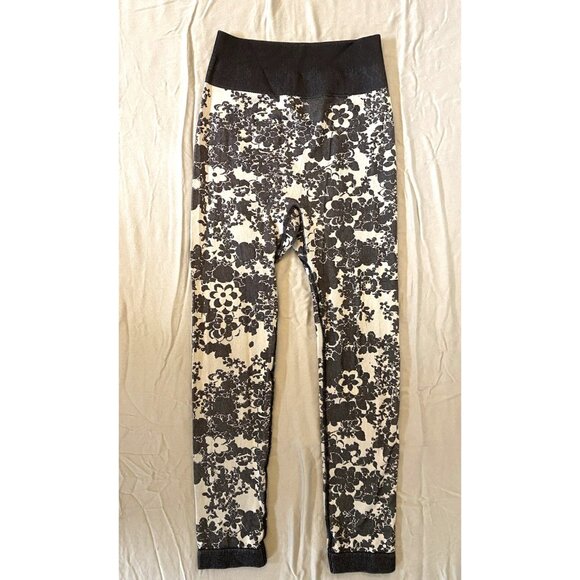 Krimson Klover Women’s XS/S Seamless Leggings & Top Tracksuit Base Layer EUC - Picture 3 of 15